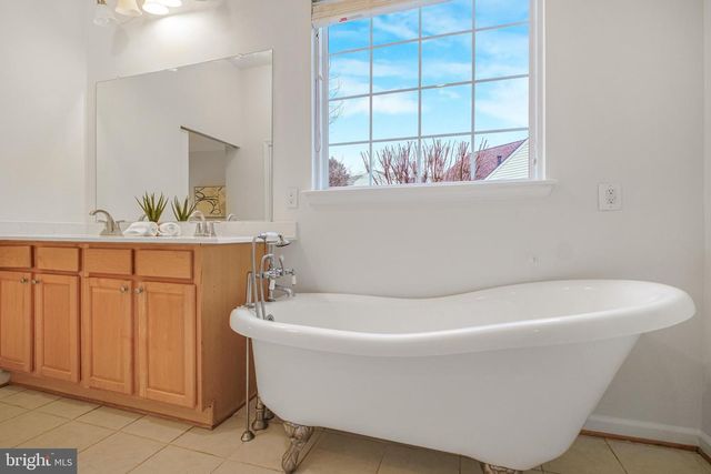 3741 RUSSETT MAPLE CT, Dumfries, VA 22025