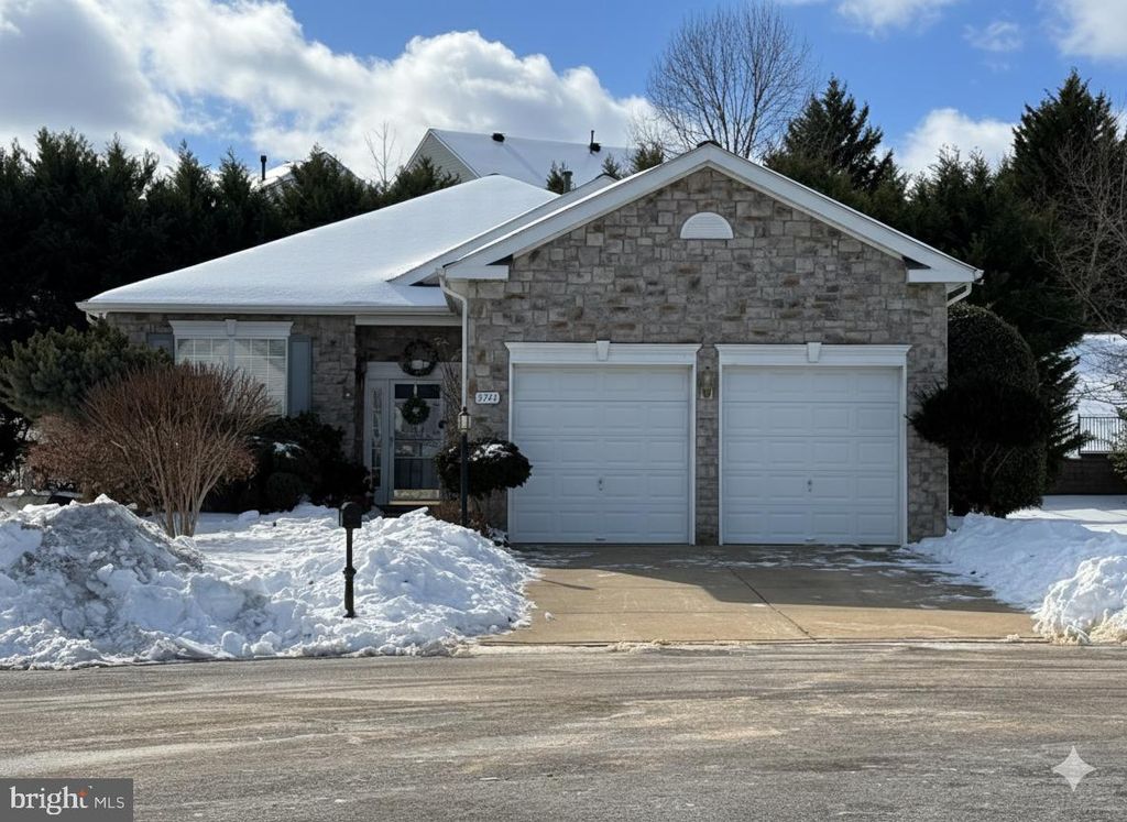 3741 RUSSETT MAPLE CT, Dumfries, VA 22025