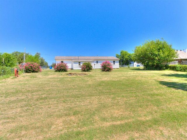 11026 E Draper Avenue, Choctaw, OK 73020