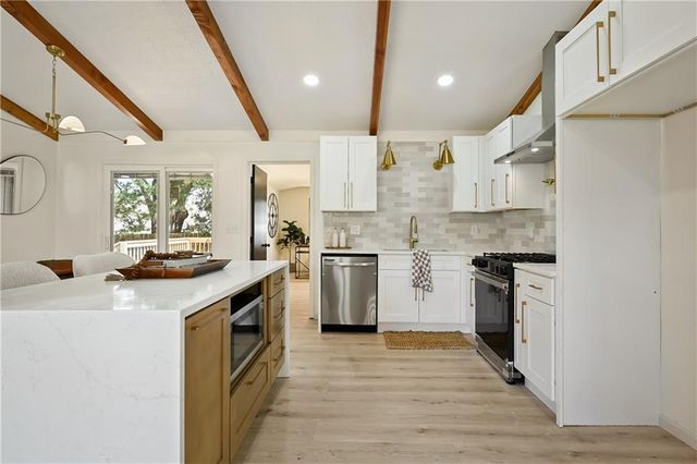 7529 Lamar Avenue, Prairie Village, KS 66208