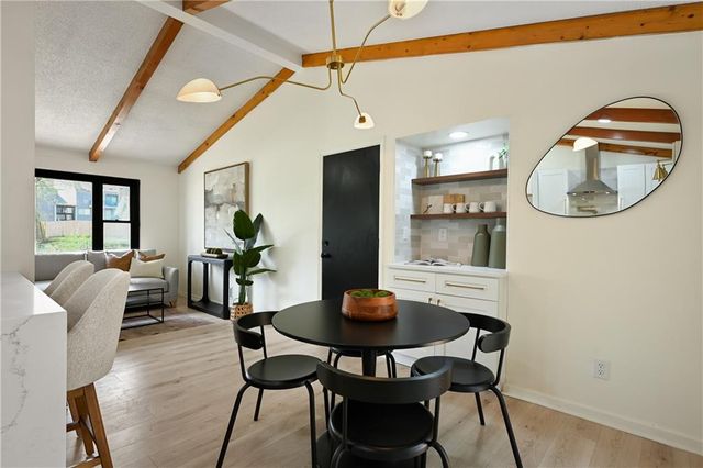 7529 Lamar Avenue, Prairie Village, KS 66208