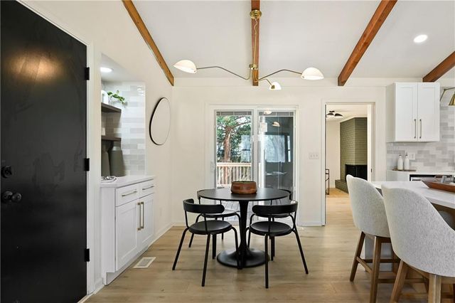 7529 Lamar Avenue, Prairie Village, KS 66208