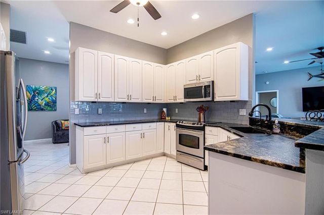 2031 Cornwallis PKWY, Cape Coral, FL 33904