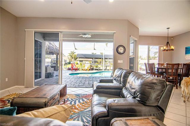 2031 Cornwallis PKWY, Cape Coral, FL 33904