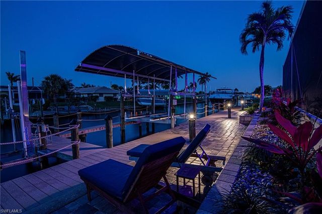 2031 Cornwallis PKWY, Cape Coral, FL 33904