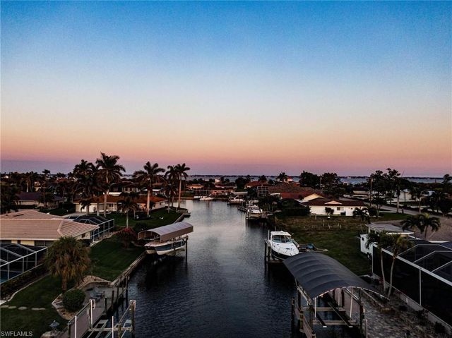 2031 Cornwallis PKWY, Cape Coral, FL 33904