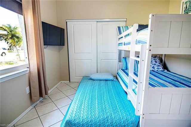 2031 Cornwallis PKWY, Cape Coral, FL 33904