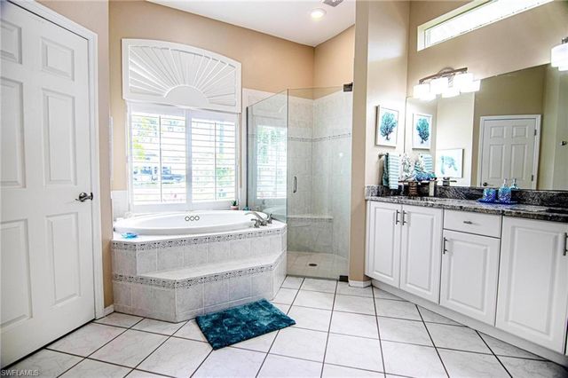 2031 Cornwallis PKWY, Cape Coral, FL 33904