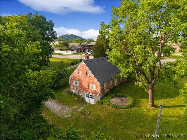 2639 & 2705 Paoli Pike, New Albany, IN 47150
