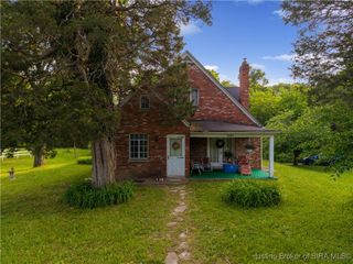 2639 & 2705 Paoli Pike, New Albany, IN 47150