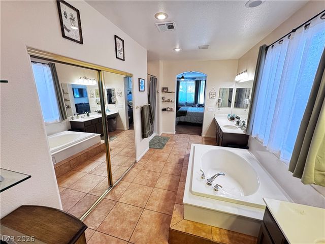 3440 Lacebark Pine Street, Las Vegas, NV 89129