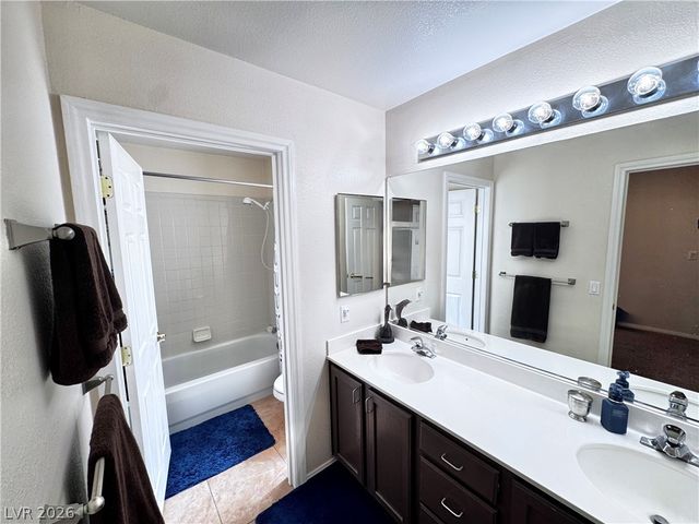 3440 Lacebark Pine Street, Las Vegas, NV 89129