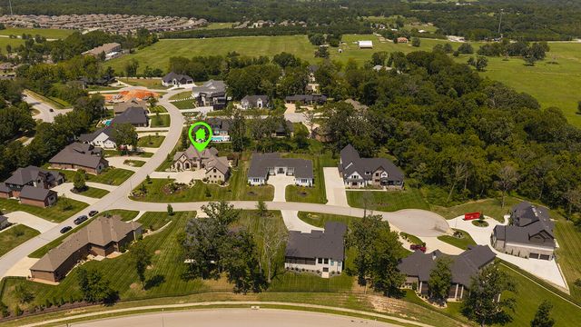 871 E Kenmare Court, Nixa, MO 65714