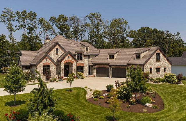 871 E Kenmare Court, Nixa, MO 65714