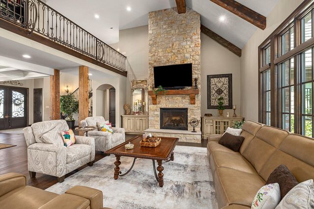 871 E Kenmare Court, Nixa, MO 65714