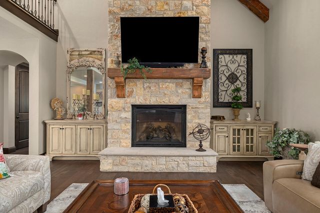 871 E Kenmare Court, Nixa, MO 65714