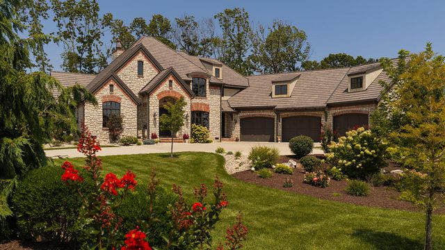 871 E Kenmare Court, Nixa, MO 65714