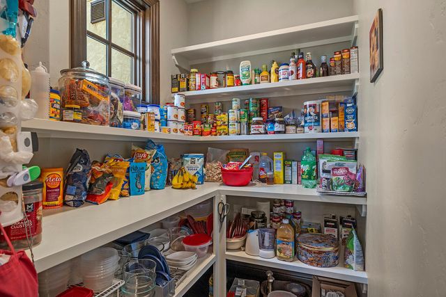 871 E Kenmare Court, Nixa, MO 65714