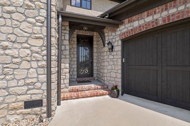 871 E Kenmare Court, Nixa, MO 65714