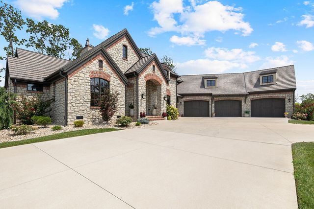 871 E Kenmare Court, Nixa, MO 65714