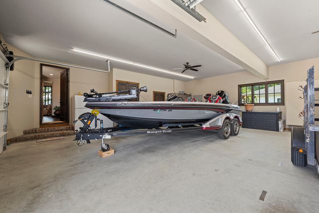 871 E Kenmare Court, Nixa, MO 65714