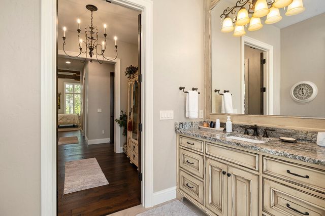 871 E Kenmare Court, Nixa, MO 65714