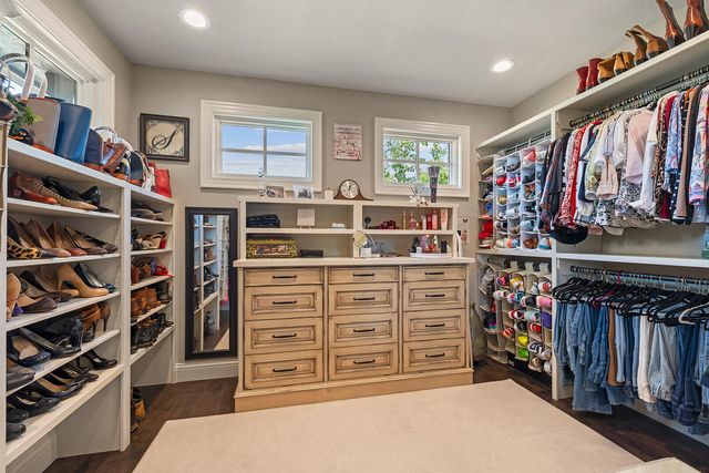 871 E Kenmare Court, Nixa, MO 65714
