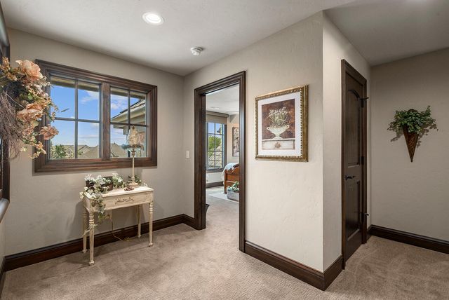 871 E Kenmare Court, Nixa, MO 65714