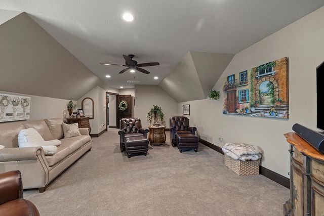871 E Kenmare Court, Nixa, MO 65714