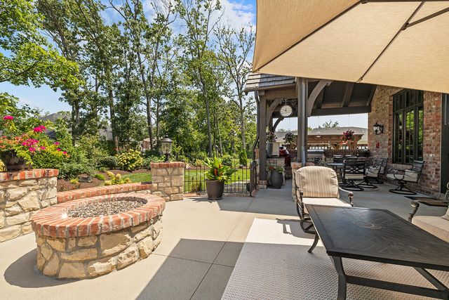 871 E Kenmare Court, Nixa, MO 65714
