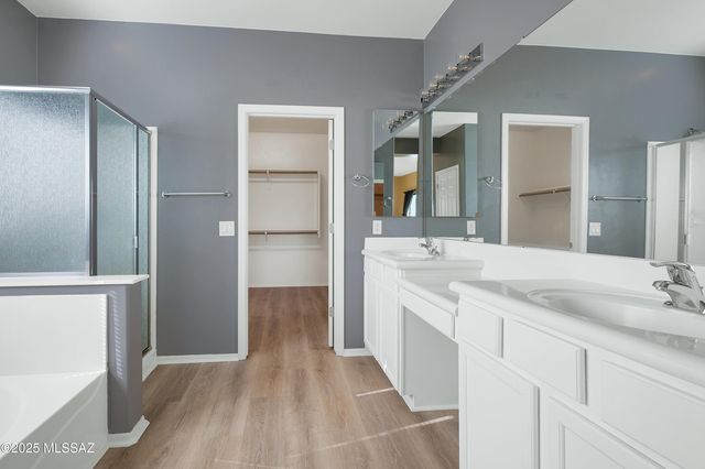 11804 N Sage Brook Road, Oro Valley, AZ 85737