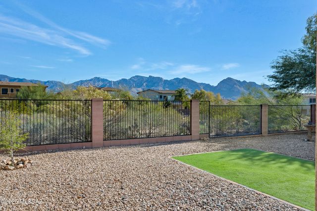 11804 N Sage Brook Road, Oro Valley, AZ 85737