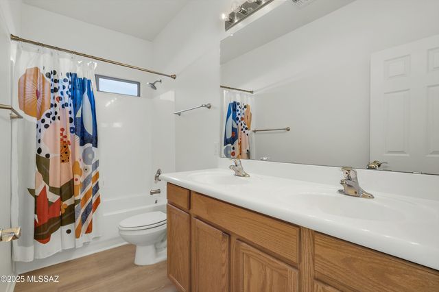 11804 N Sage Brook Road, Oro Valley, AZ 85737