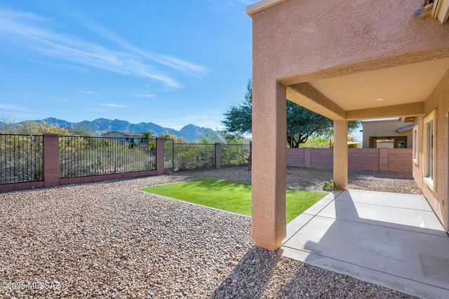 11804 N Sage Brook Road, Oro Valley, AZ 85737