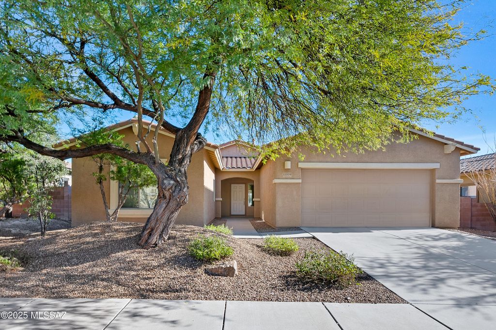 11804 N Sage Brook Road, Oro Valley, AZ 85737