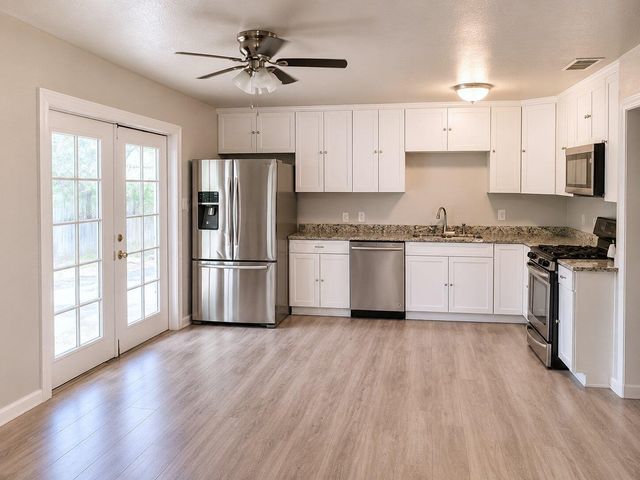 5610 Tallow Tree DR, Austin, TX 78744