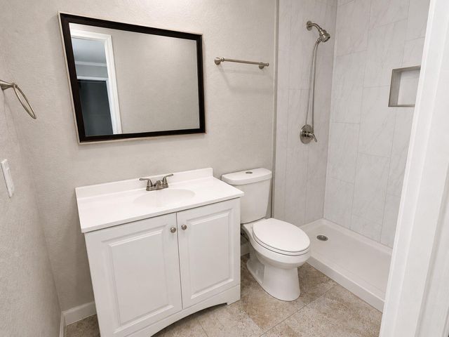5610 Tallow Tree DR, Austin, TX 78744