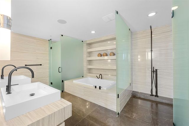 2200 N Ocean Boulevard N403, Fort Lauderdale, FL 33305