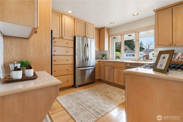 2626 NW 204th Street, Shoreline, WA 98177