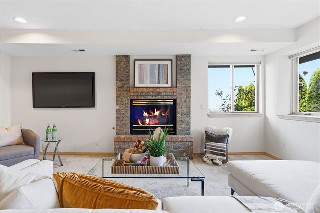 2626 NW 204th Street, Shoreline, WA 98177