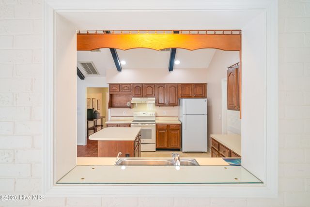 12 Sunfish Court, Calabash, NC 28467