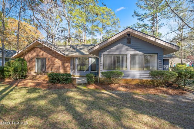12 Sunfish Court, Calabash, NC 28467