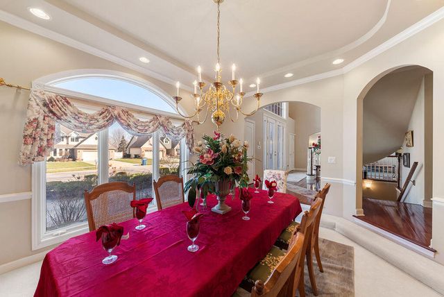 7412 Forest Ridge Drive, Schererville, IN 46375