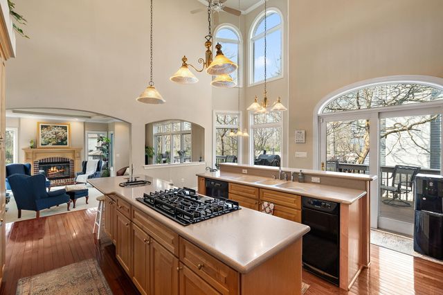 7412 Forest Ridge Drive, Schererville, IN 46375