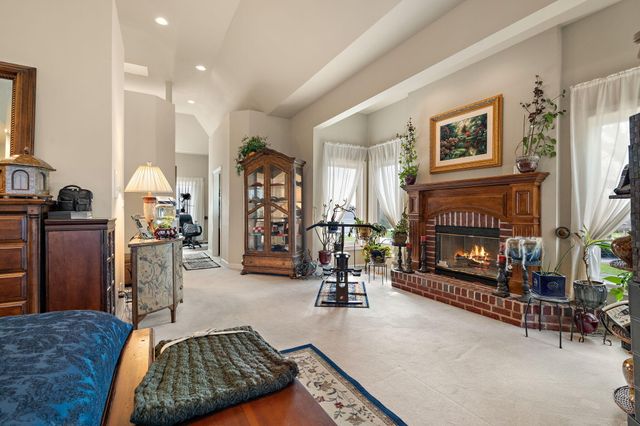 7412 Forest Ridge Drive, Schererville, IN 46375