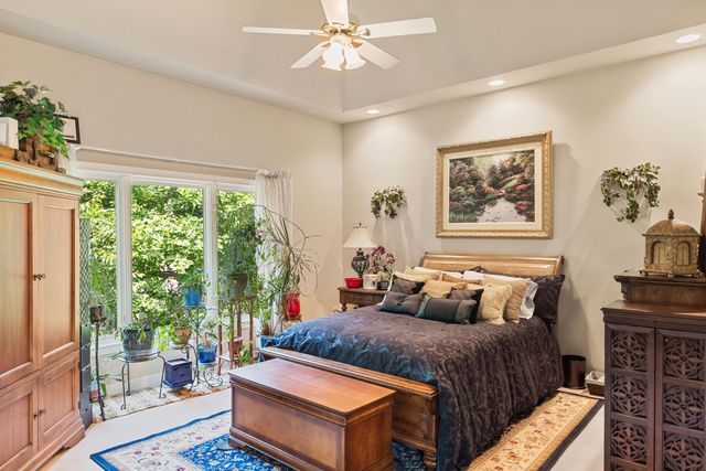 7412 Forest Ridge Drive, Schererville, IN 46375