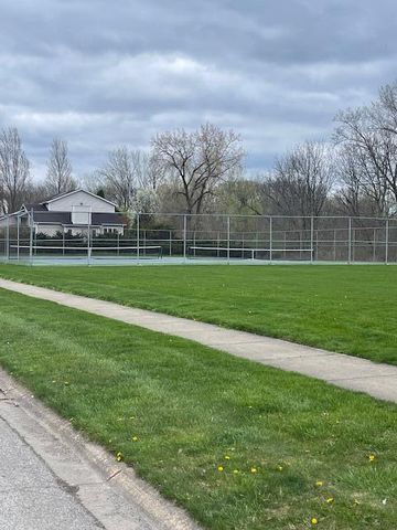 7412 Forest Ridge Drive, Schererville, IN 46375