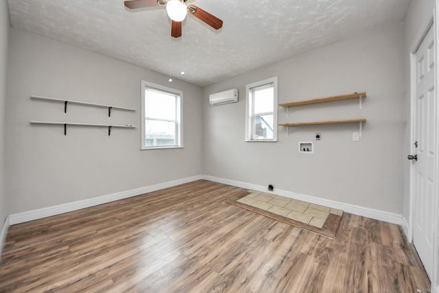 215 E Saint Charles Drive, Crosby, TX 77532