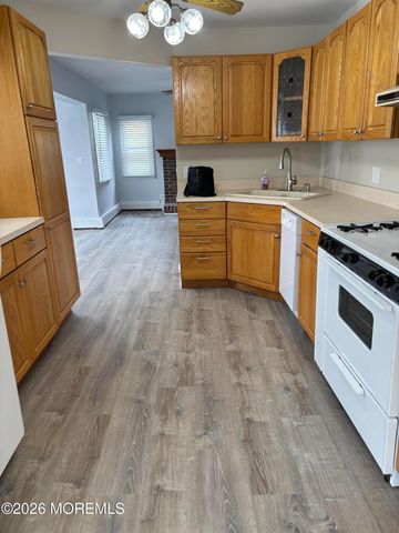 507 Riverside Drive S, Brick, NJ 08723