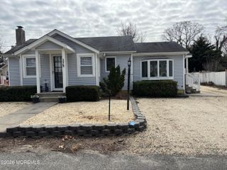 507 Riverside Drive S, Brick, NJ 08723